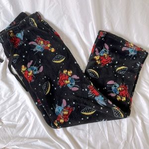Fluffy Stitch pants
